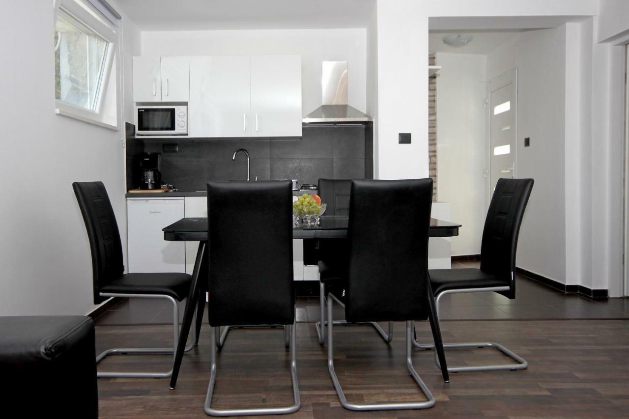 Apartment Natasa *
